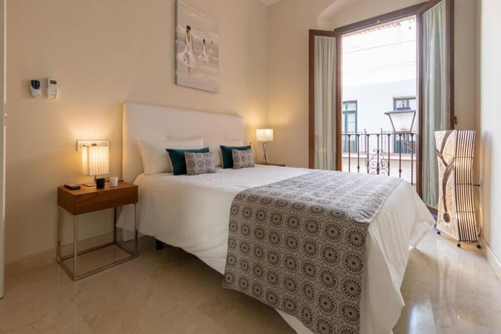 Lumbreras Deluxe Suite By Valcambre Seville Exterior photo