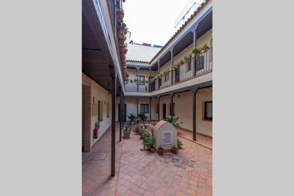 Lumbreras Deluxe Suite By Valcambre Seville Exterior photo